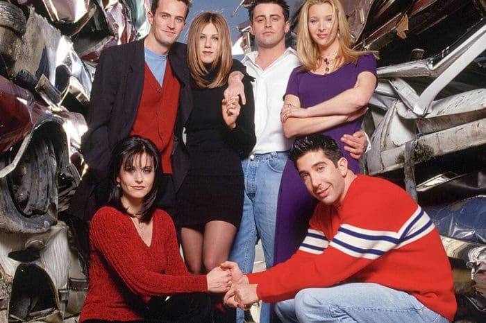 Lisa Kudrow Reveals She Thought 'Friends' Would Air For Much Longer Than 10 Seasons!