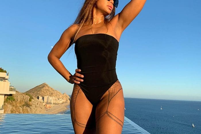 Tamar Braxton Flaunts Her Best Asset For The Camera And Fans Encourage Her To Love Herself The Way She Is