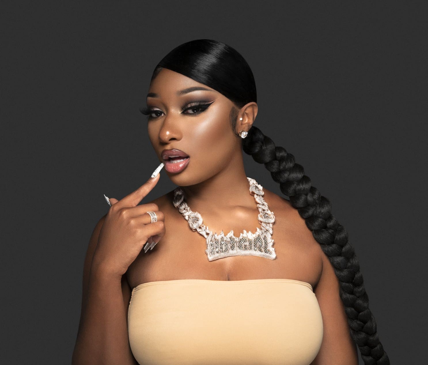 megan-thee-stallion-shows-off-her-collection-see-her-juicy-curves-here