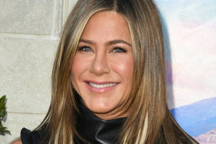 Jennifer Aniston Talks Online Dating And Plans For Marriage!