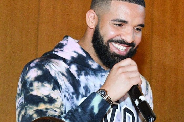 Drake Was Spotted Having A Private Dinner For Two - See The Footage