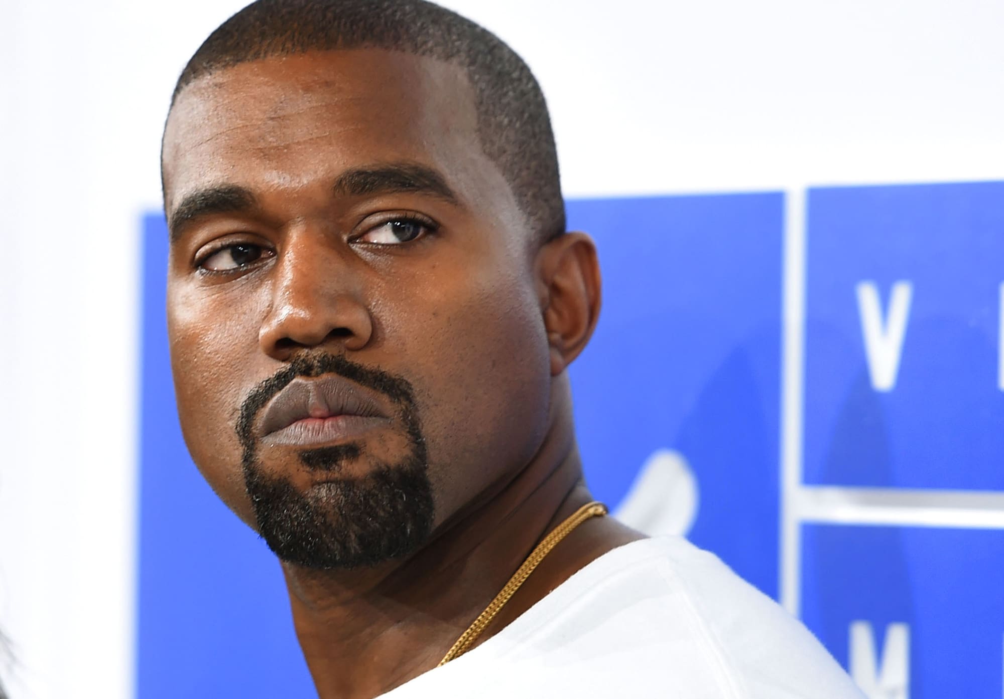 kanye-west-debuts-new-single-confirms-new-album