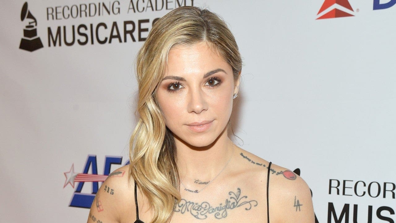 ”christina-perri-updates-fans-on-her-healing-process-7-months-after-the-painful-loss-of-her-daughter”