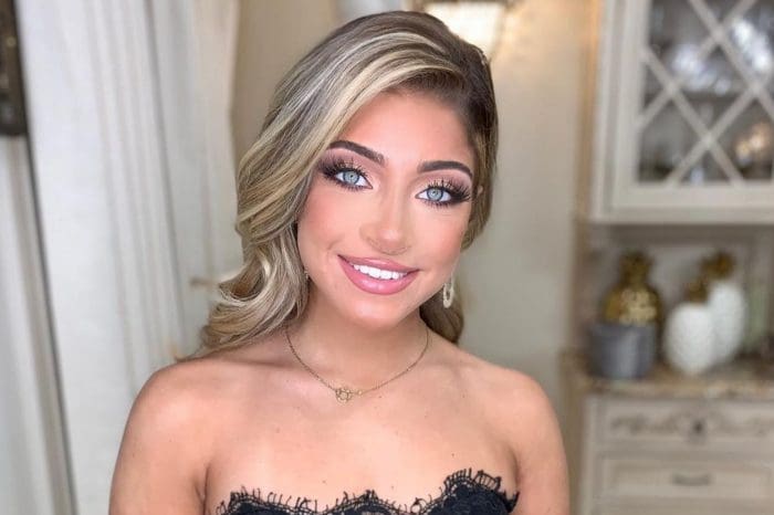 Gia Giudice Stuns In These Cute Swimsuits - Pics!