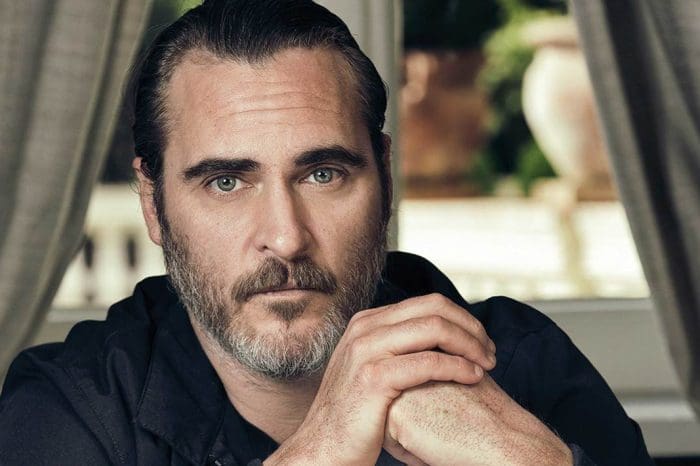 Joaquin Phoenix Looks Nothing Like Himself On Set Of Upcoming Movie - Check Out The Shocking Transformation!