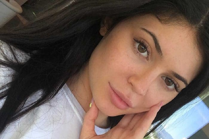 KUWTK: Kylie Jenner Looks Naturally Beautiful With No Makeup On And All Sweaty After Intense Workout - Video!