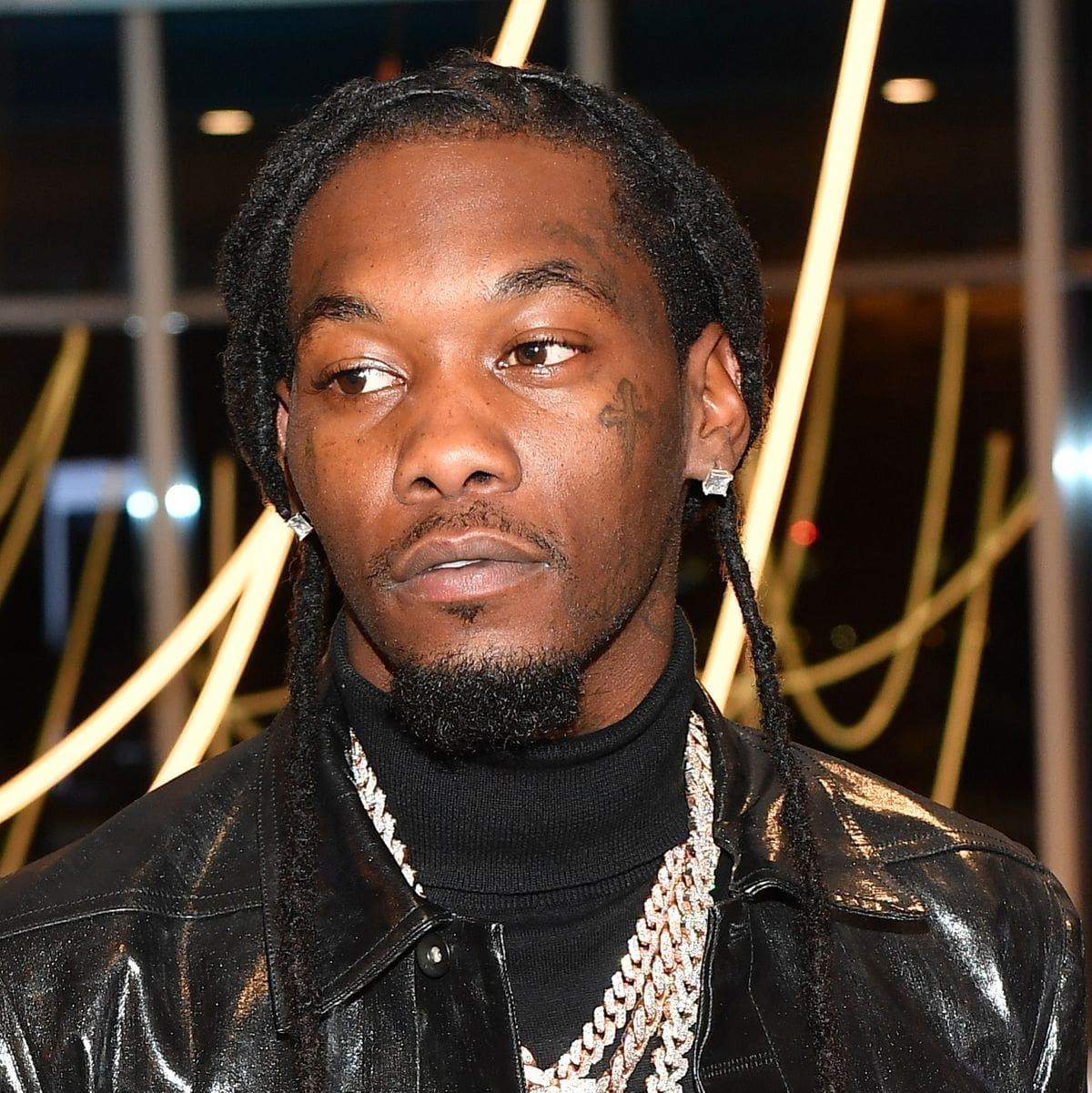 offset-rings-nasdaq-bell-check-out-the-latest-details