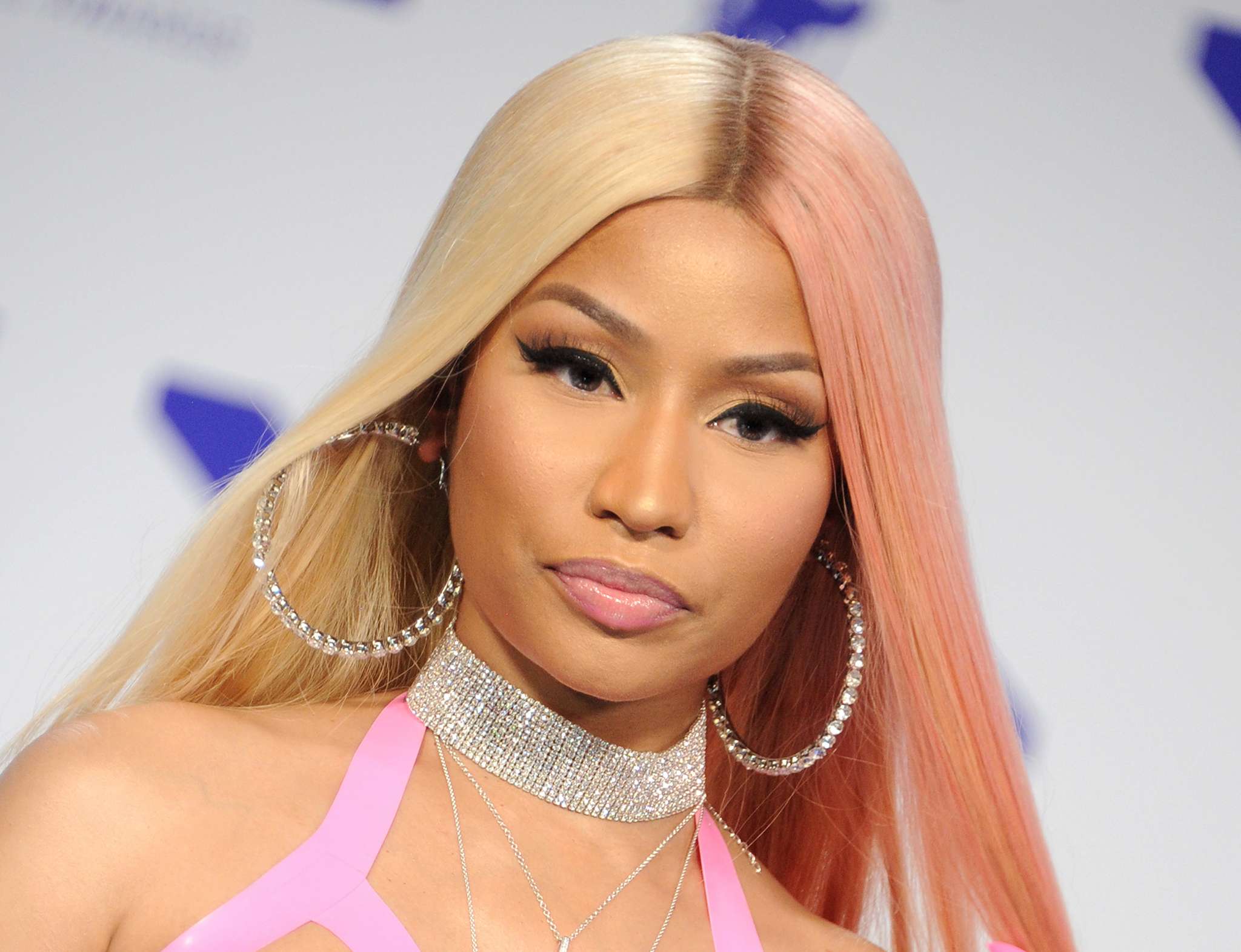 ”nicki-minaj-is-grateful-for-a-decade-of-support”
