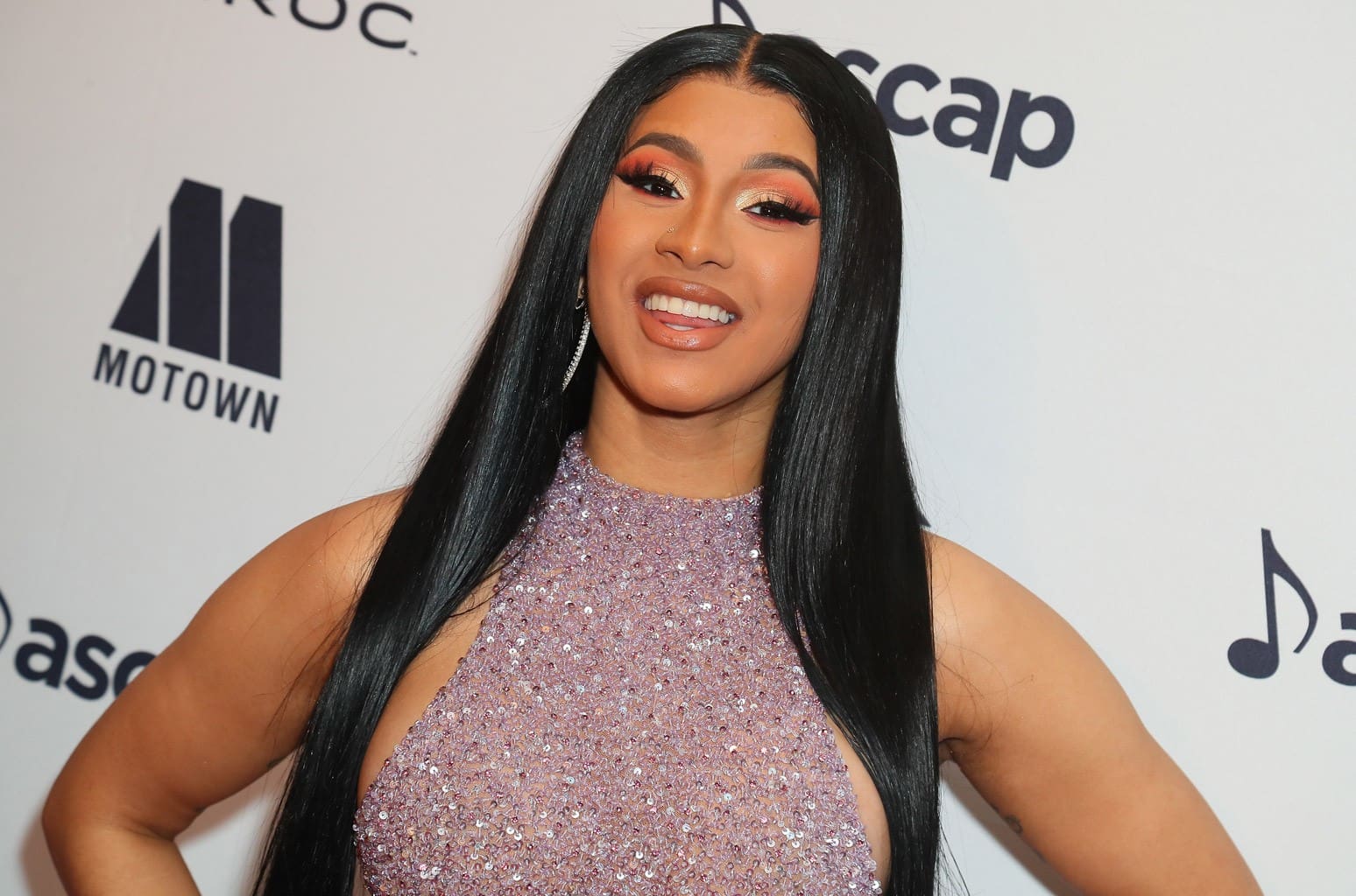 cardi-bs-latest-post-has-fans-in-awe-see-whats-this-all-about-here
