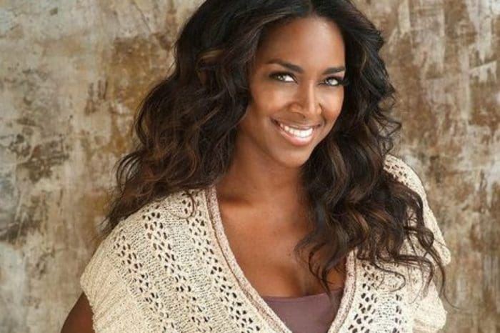 Kenya Moore Looks Gorgeous In This Golden Dress - See Her Photo