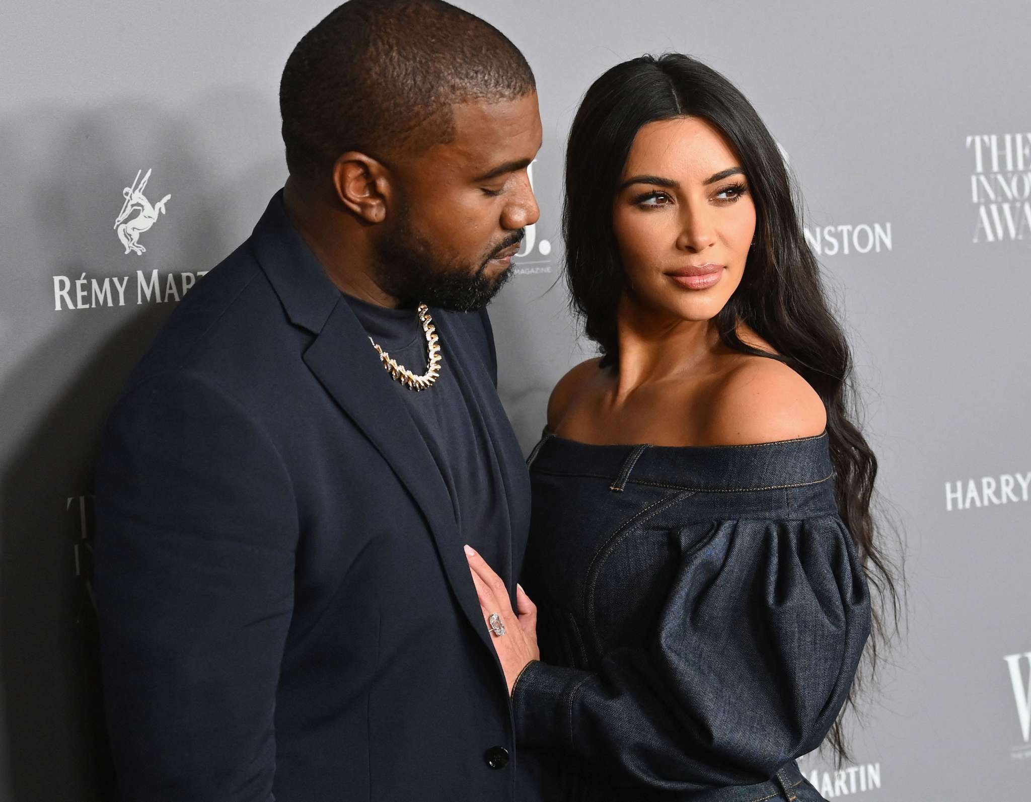 kanye-west-shocks-fans-with-this-move-what-does-kim-kardashian-feel-about-it
