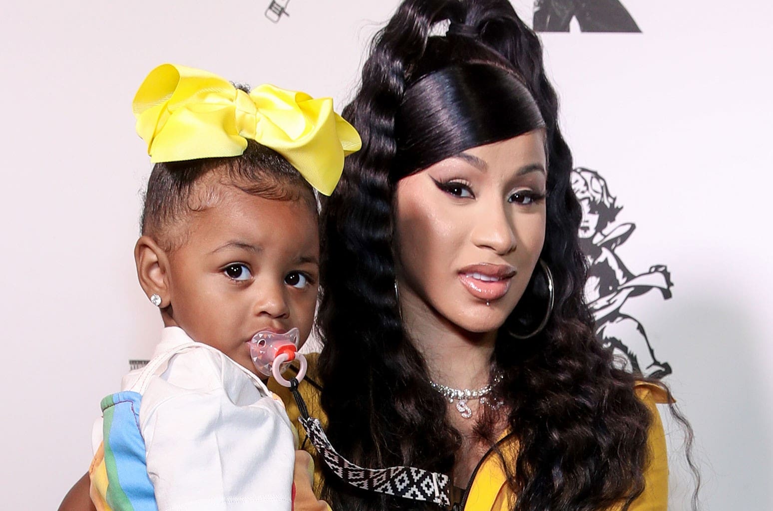 ”cardi-b-lands-in-massive-scandal-following-hateful-comments-directed-at-her-daughter”