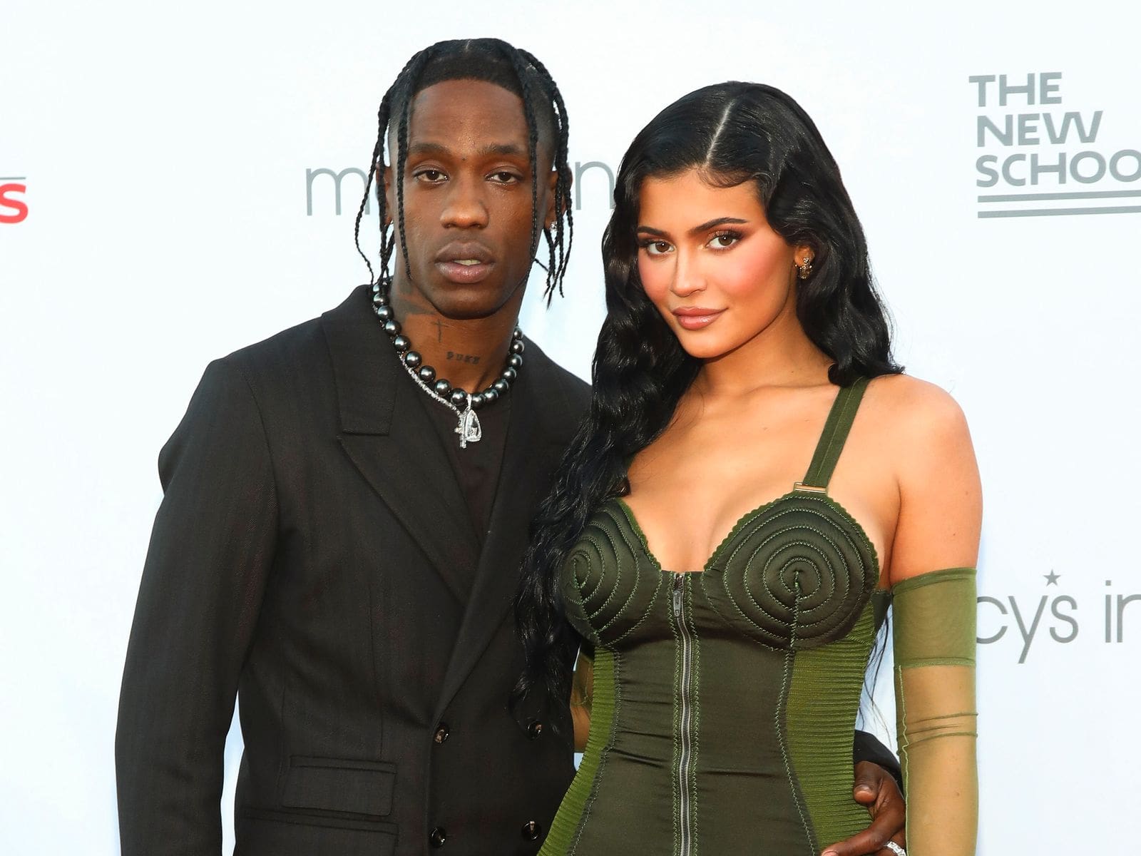 kylie-jenner-gives-young-mothers-advice-in-this-new-video