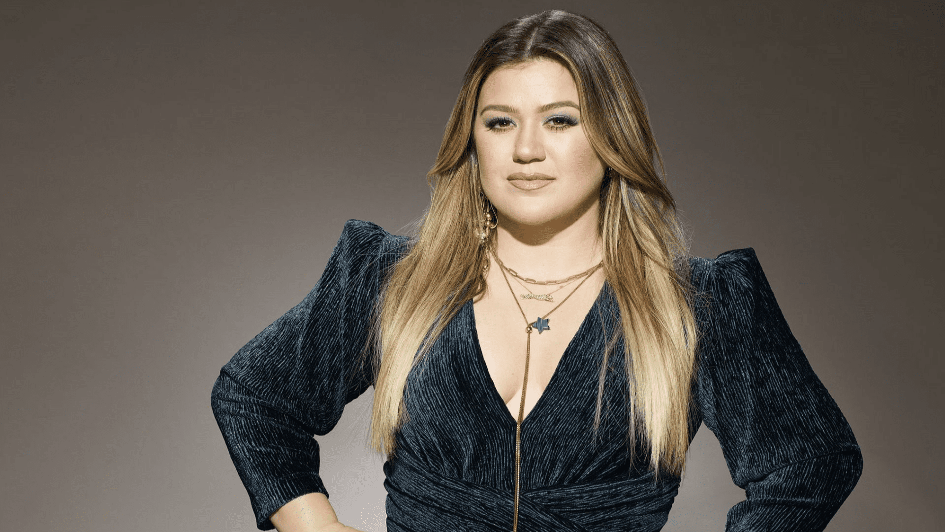kelly-clarkson-legally-changes-her-name-to-kelly-brianne