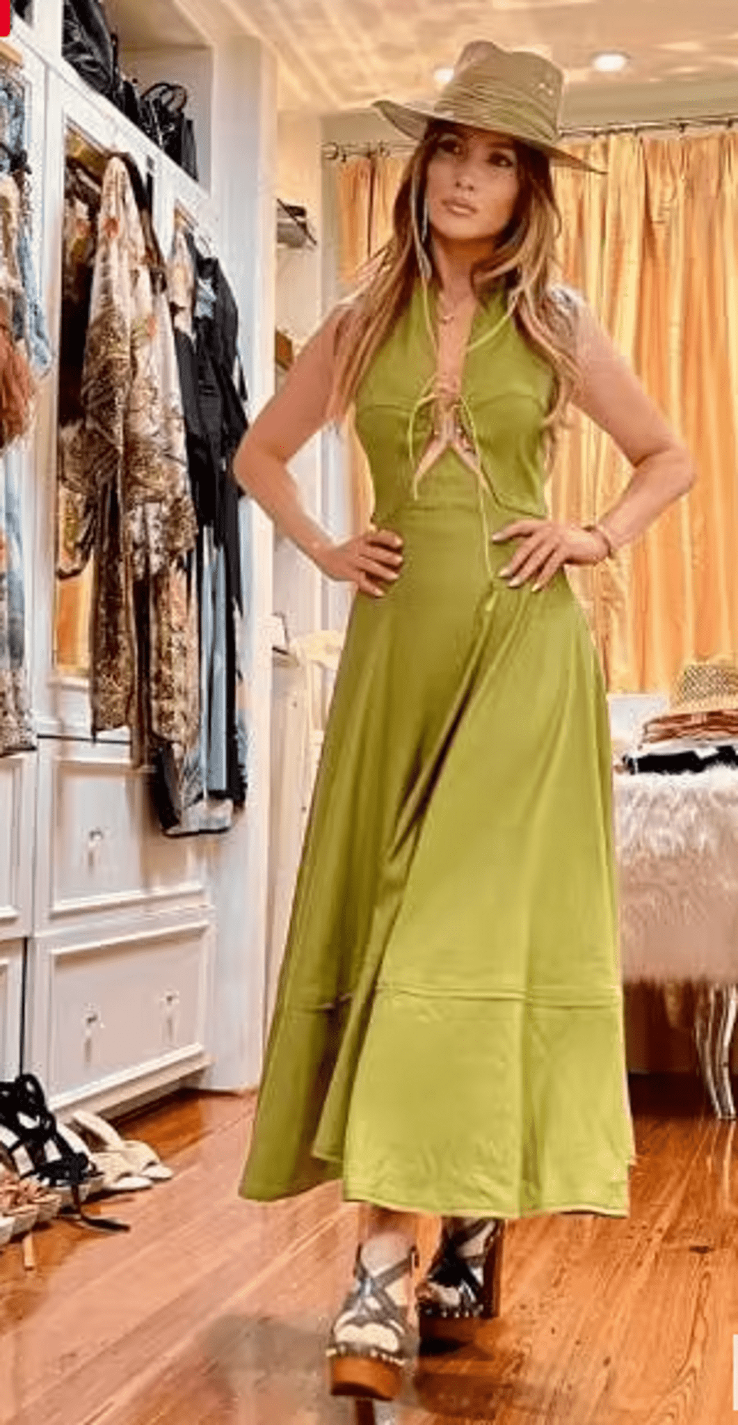 Jennifer Lopez chooses a maxi length - and does it spectacularly