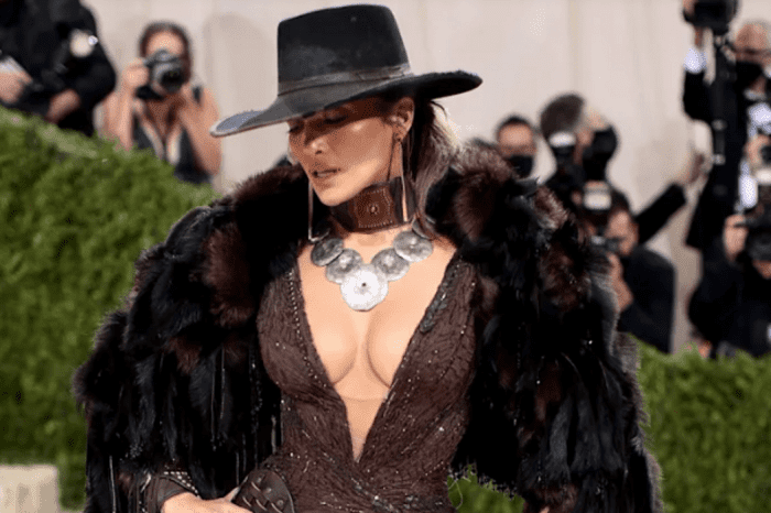 Why did Jennifer Lopez miss the Met Gala 2022. After the news of the engagement of Jennifer Lopez and Ben Affleck, many fans dreamed of seeing the couple in unique looks at the Met Gala 2022