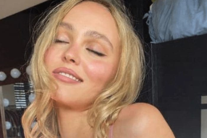 Johnny Depp's daughter Lily-Rose Depp showed how to wear tops style
