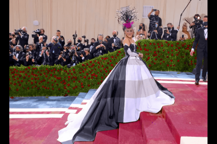Sarah Jessica Parker pays tribute to the first black fashion designer in the White House, Elizabeth Hobbs Keckley