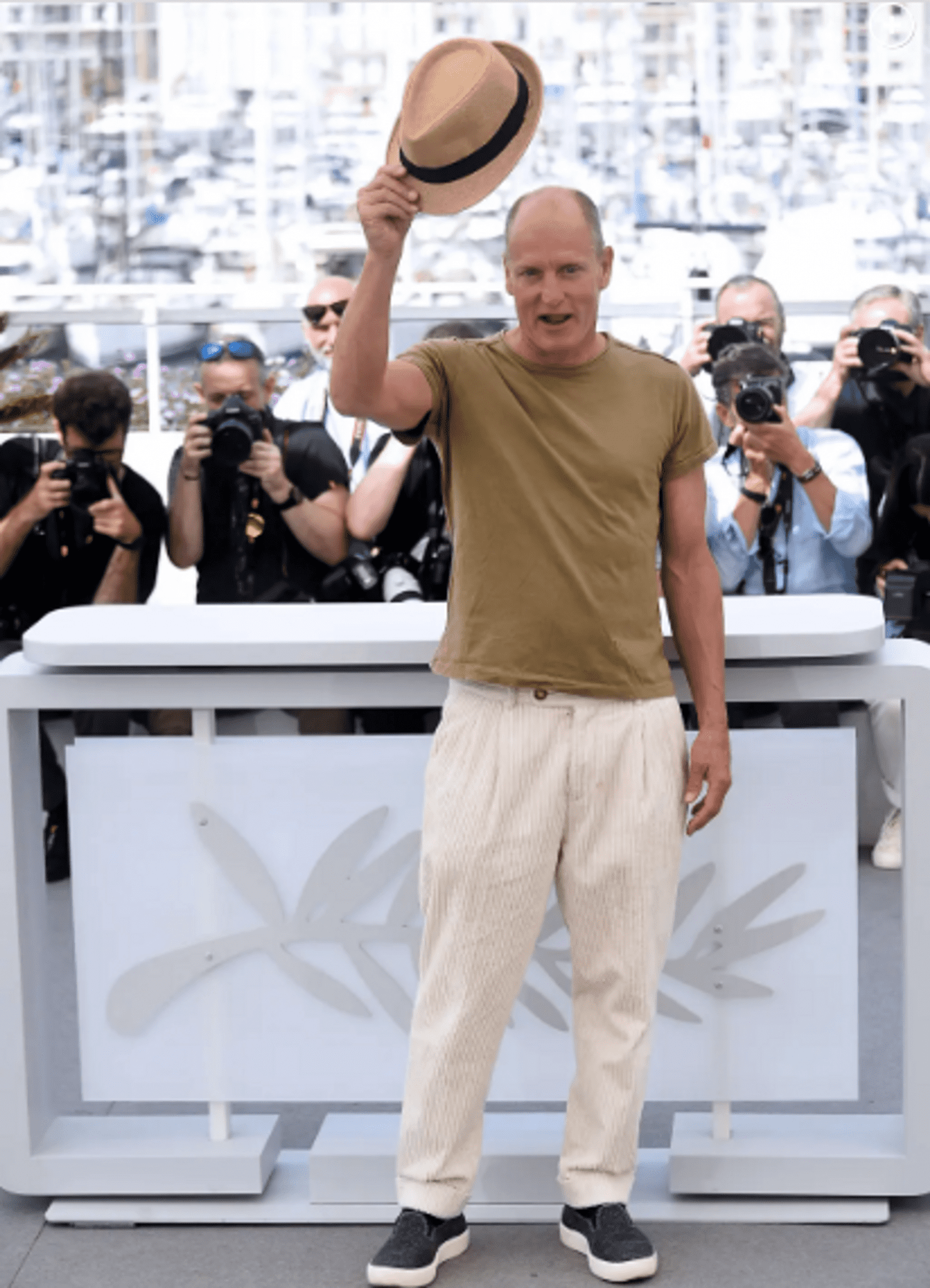 Woody Harrelson's film gets an eight-minute standing ovation at Cannes