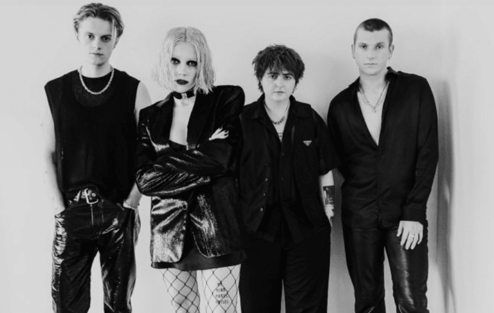 Pale Waves presented the single and video 'Jealousy'