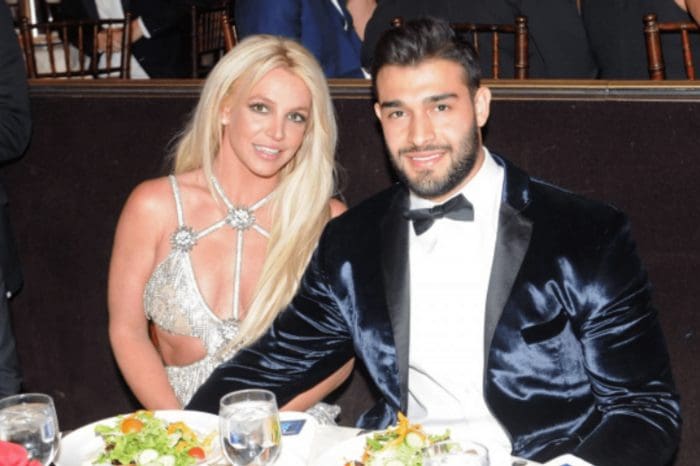 Britney Spears' engagement ring contains diamonds and a lovely note from Sam Asghari