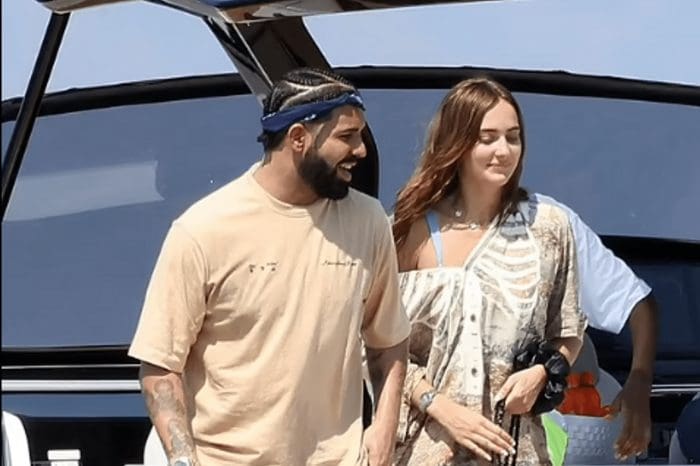 Drake Was Photographed Boarding A Boat With Suede Brooks, A 20-Year-Old YouTube Celebrity