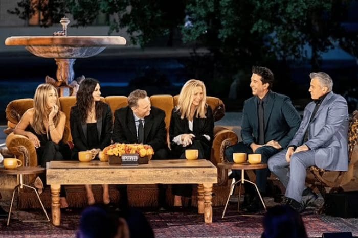 'Friends' creator apologizes for lack of black characters