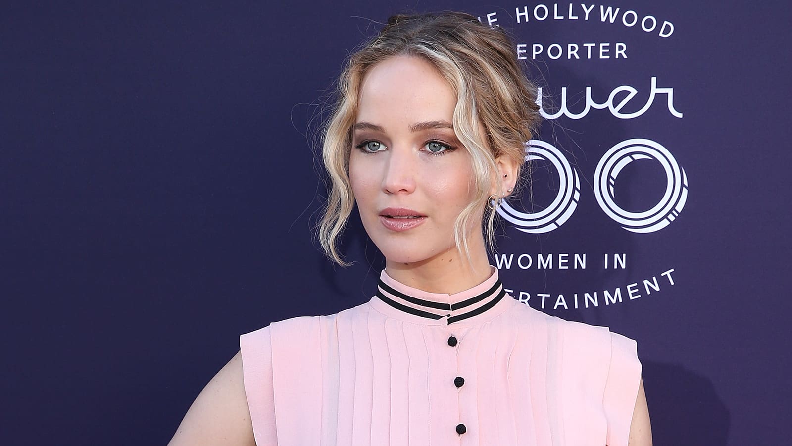 Jennifer Lawrence Is Still Killing The Fashion Game While Being A New Mom And Fans Are Here For It