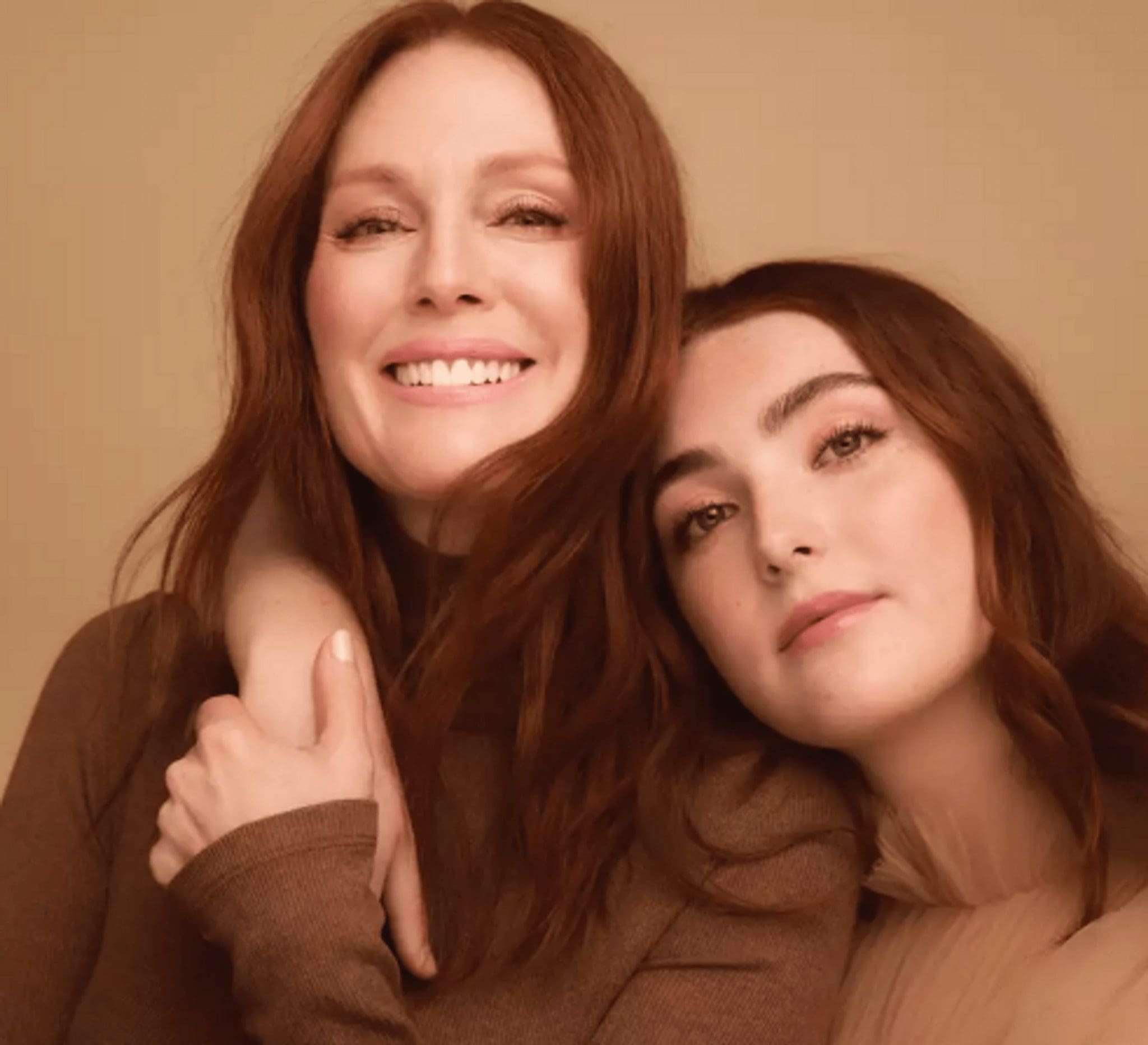 Julianne Moore, The Star, Decided To Support The Hourglass Cosmetics Brand With The Pleasant Status Of An Ambassador