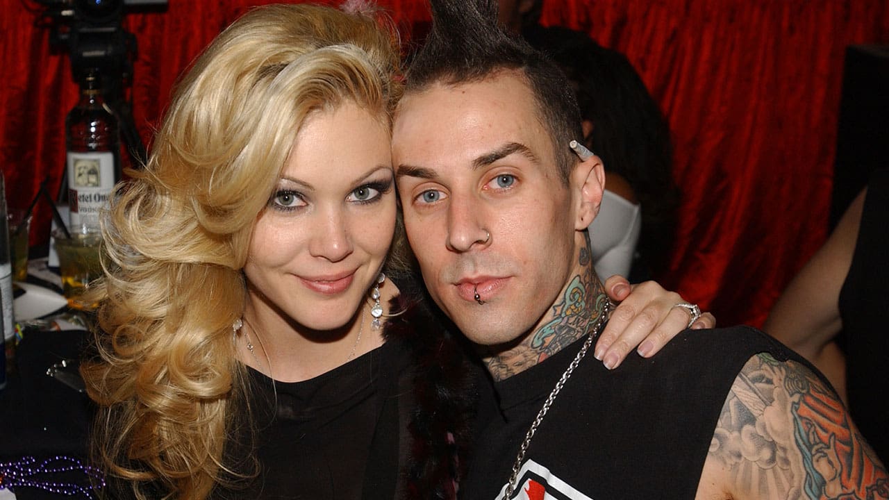 ”travis-barkers-ex-wife-shanna-moakler-issues-statement-in-support-of-husband”