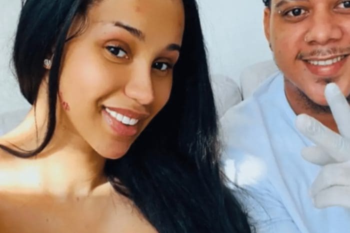 It's Not Evident What The Facial Tattoo On Cardi B's Jawline Says