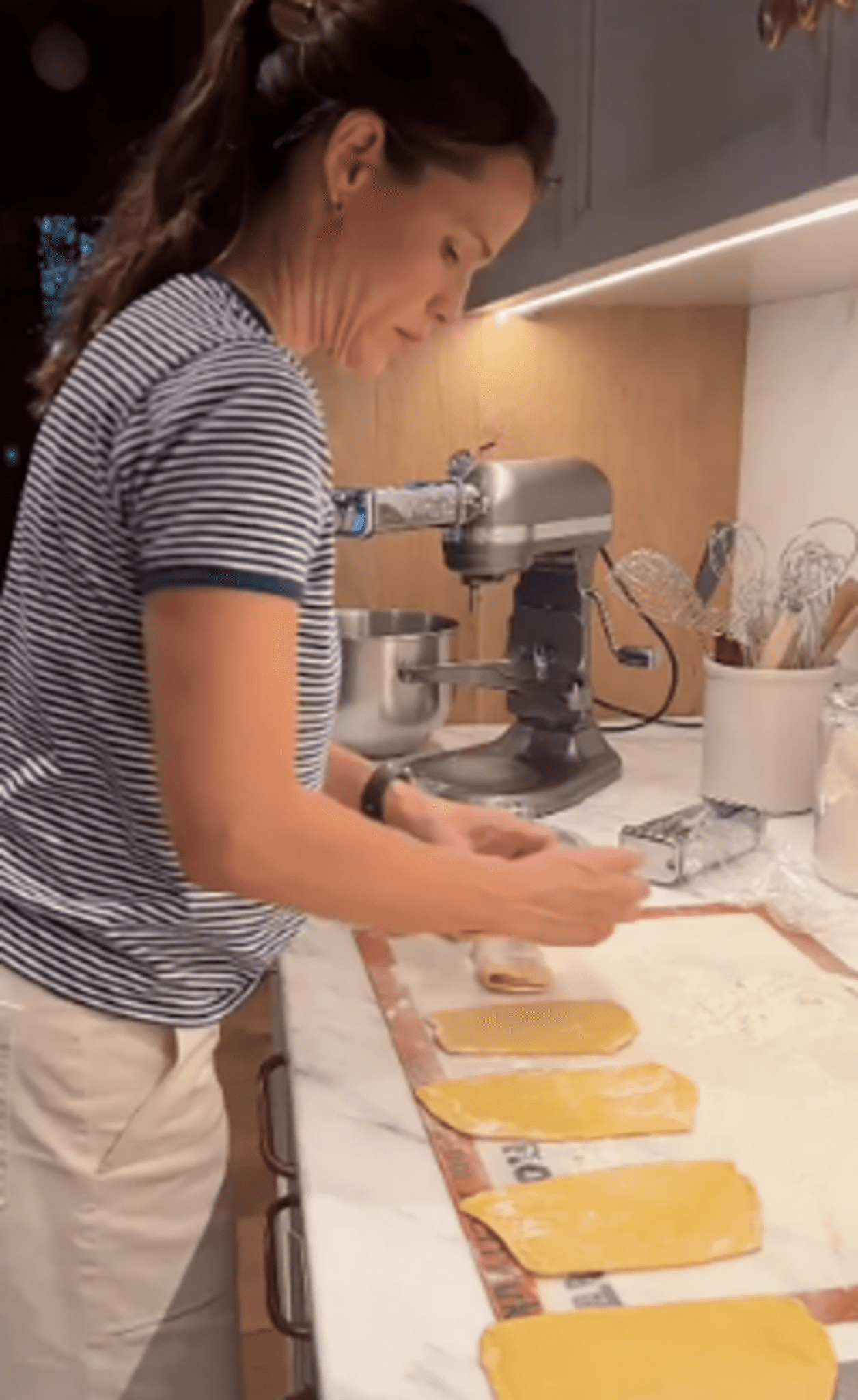 The newest segment of Jennifer Garner's Pretend Cooking Show