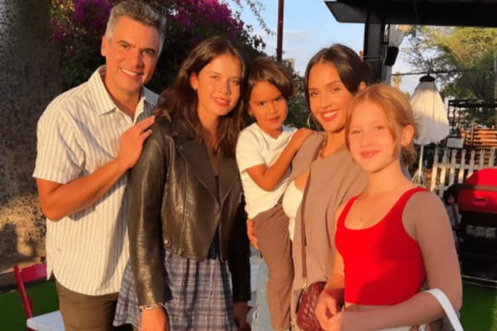 Jessica Alba And Her Family Of Three Children And Husband Cash Warren Attended The Los Angeles Family Style Food Festival