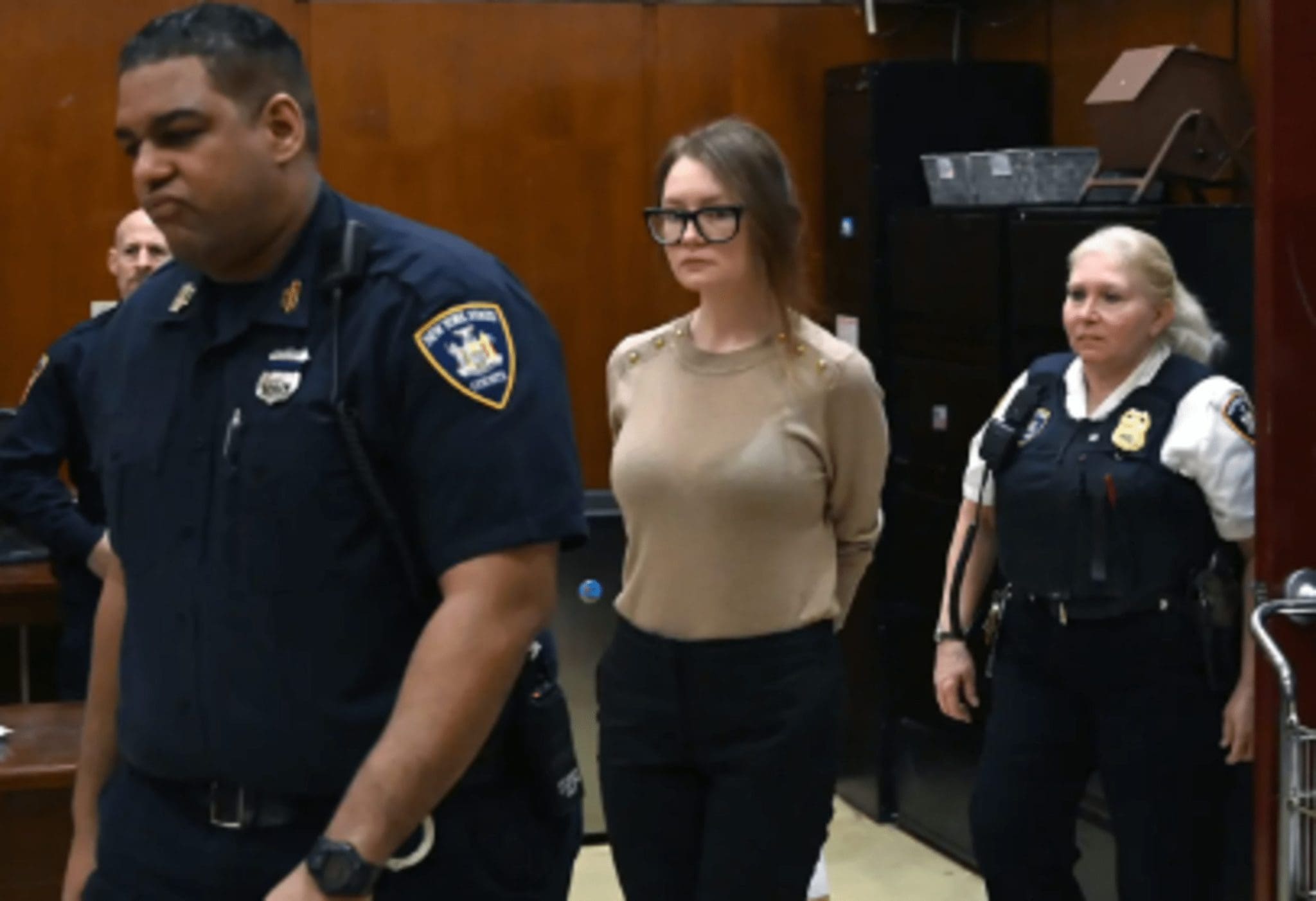 Convicted fraudster and socialite Anna Delvey (née Sorokin) may be released from an ICE prison center if she can secure accommodation.